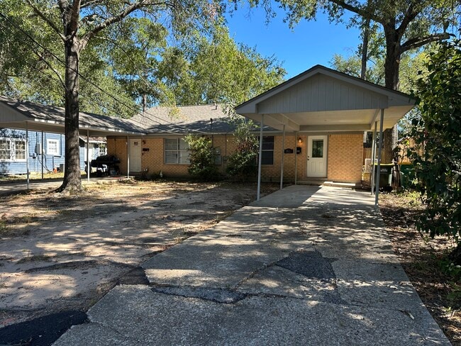 Building Photo - 1522 N Thompson St