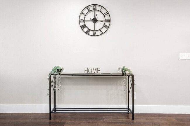Photo - 3715 Legacy Square Unit SI ID1511048P