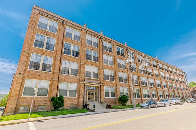 Machine Flats - 3301 Colerain - Machine Flats - 3301 Colerain Apartments
