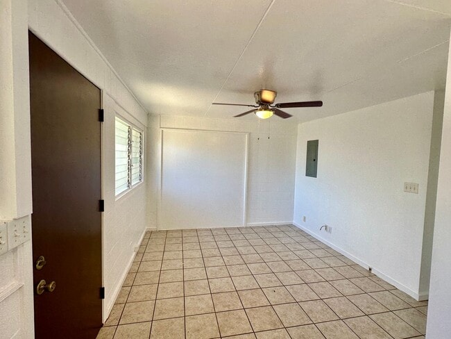 Photo - 606B Kaulani Way