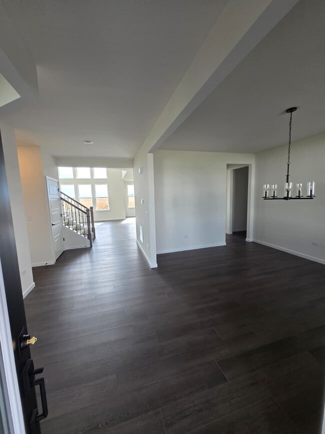 Photo - 1979 Norwich Ln