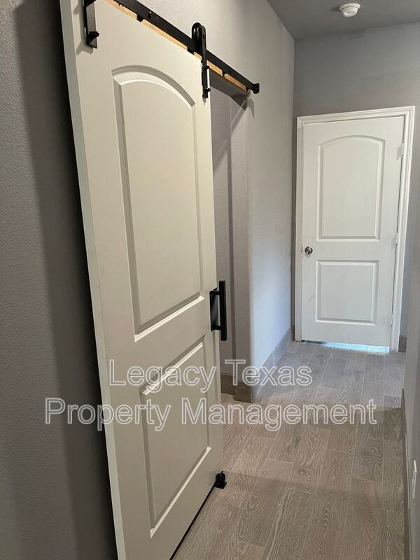 Photo - 216 Cleveland St Unit B