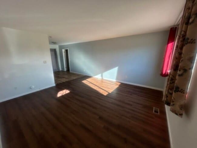 Photo - Charming Rancher!!