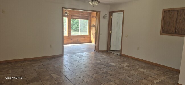 212976 Co Rd B Unit 1