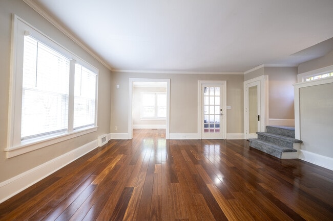 Photo - 2654 N Vincent Ave