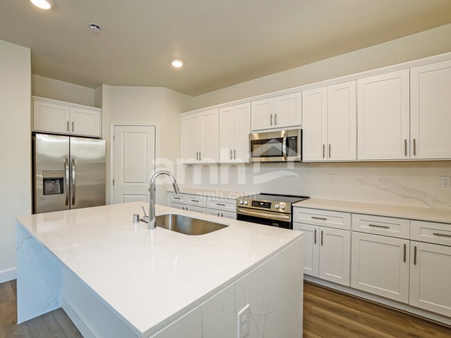 Photo - 6491 Enlightenment Dr