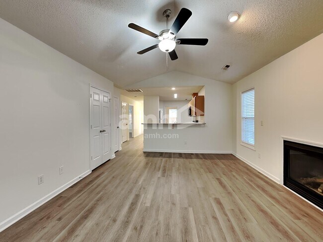 Photo - 164 Cameron Way Cir