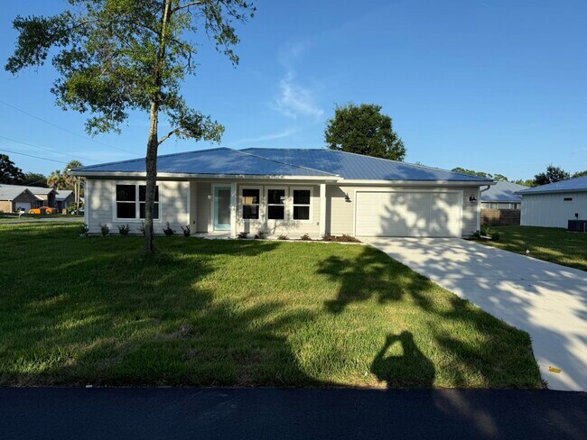 Photo - 101 Lobelia Rd