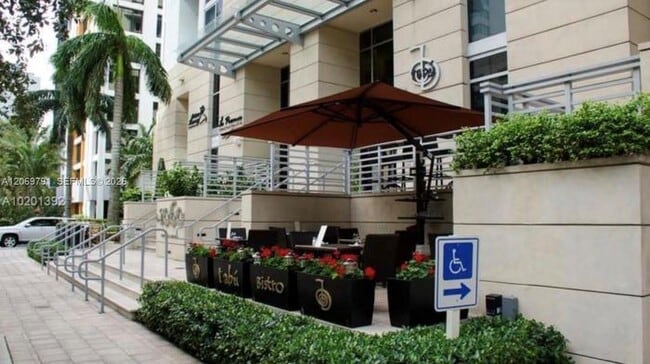Photo - 1060 Brickell Ave Unidad 2217