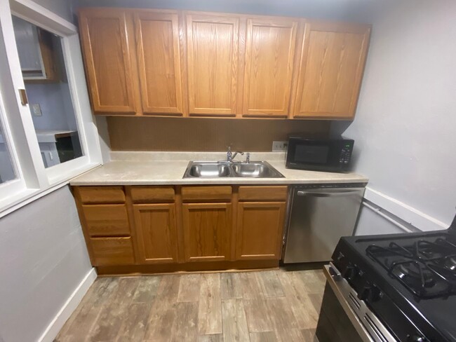 Photo - 1736 N Washington St Unit 2 - 1736 North Washington St