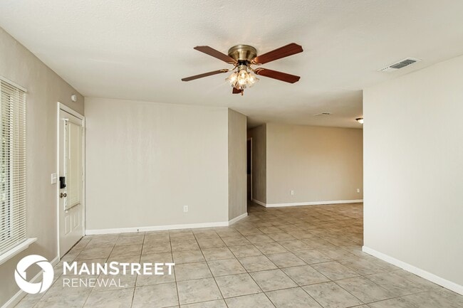 Photo - 1206 Cricket Dr NE