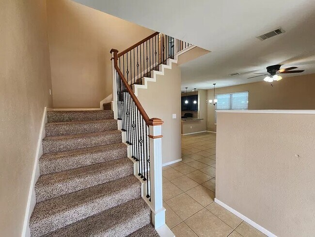 2318 Tracy Ln
