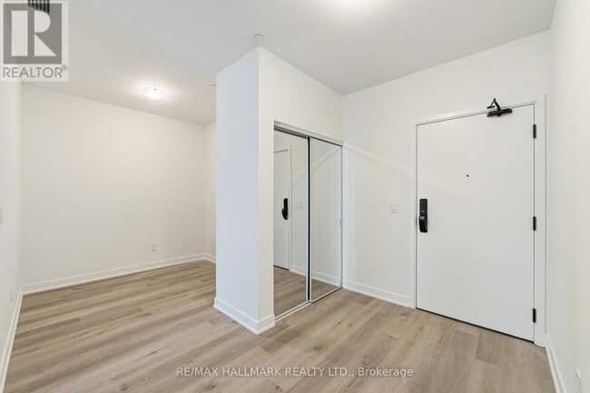 Photo - 2075 Lakeshore Rd. Unit 409