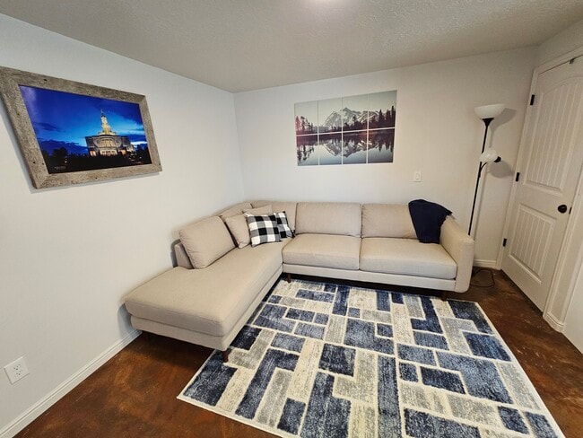 1368 S 1050 W Unit 1Bed 1Bath Apartment