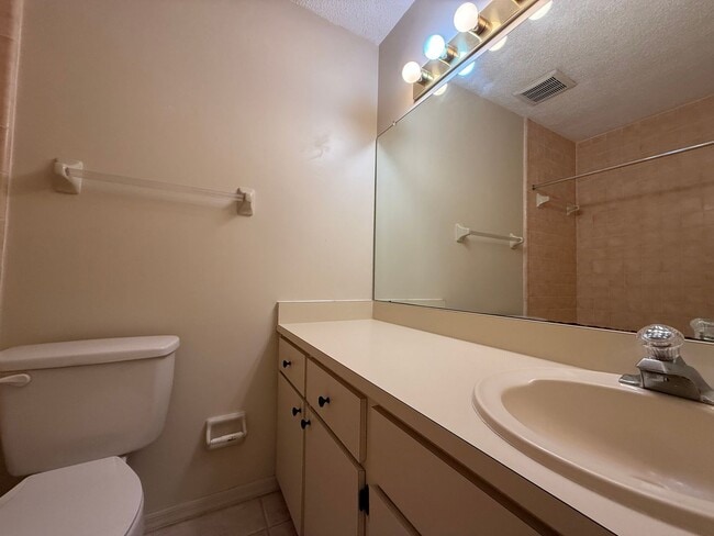 Photo - Spacious 2 bedroom, 2 bathroom home