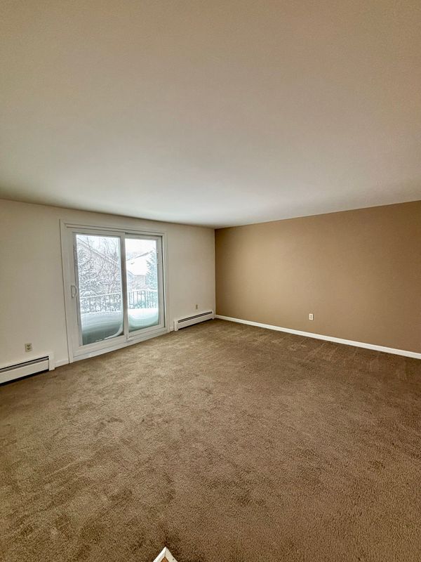 Photo - 17 Losson Garden Dr