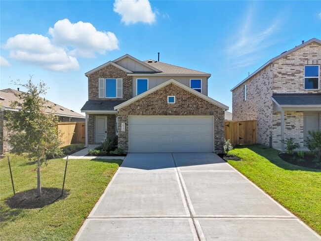 Building Photo - 28731 Bottom Grass Trl