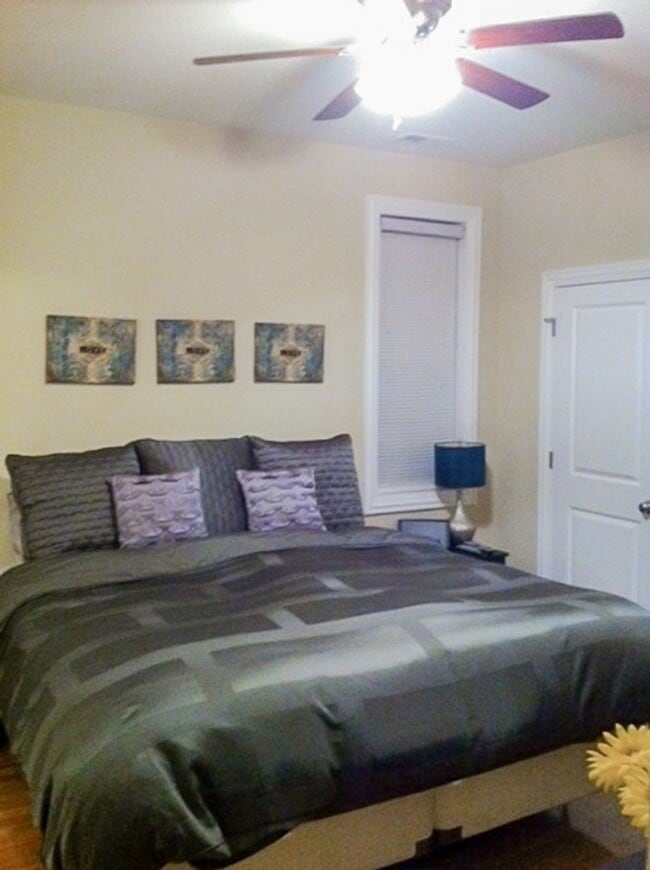 Photo - 2847 N Southport Ave Unit 2847-2