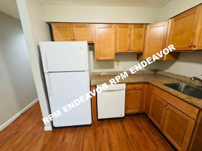 Photo - 1420 Menard St Unit 1420A Menard St 2FL