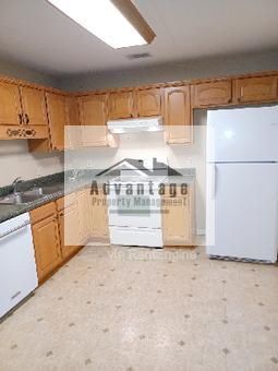 Photo - 132 Wesleyan Way