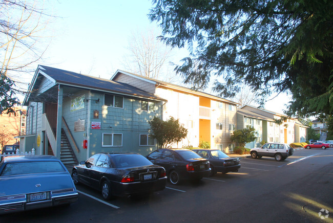 Building Photo - Steele Manor Apartments