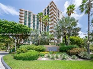 Photo - 1121 Crandon Blvd Rental