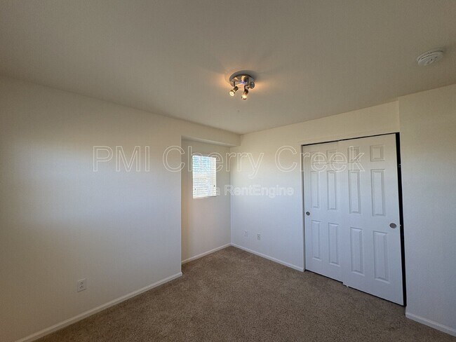 Photo - 12839 Mayfair Way Unidad E
