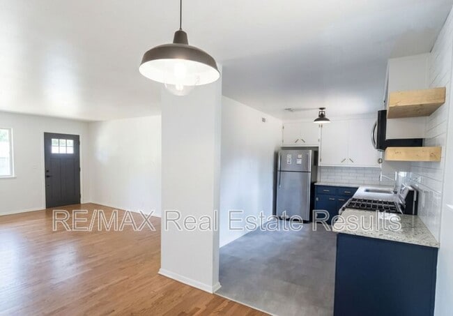 Photo - 113 N Nolan Ave