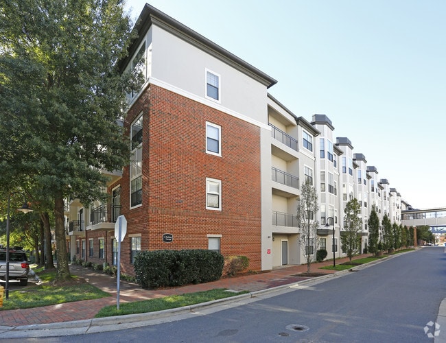 Building Photo - Camden South End Rental