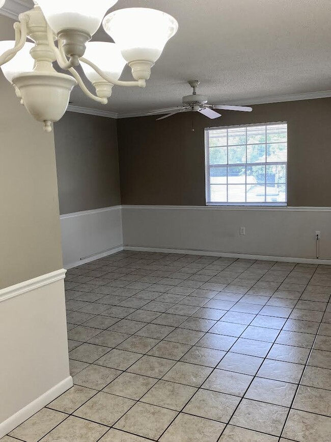 Photo - 200 E 10th Ave Unidad Downtown Mt Dora Condo
