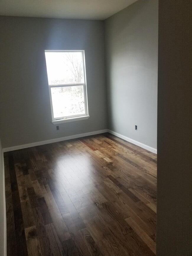 Photo - 2222 E 12th Pl