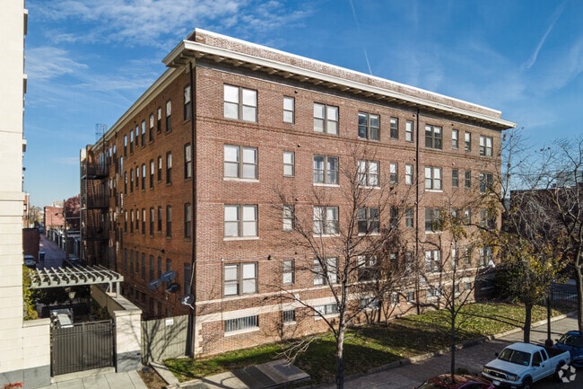 Photo - 1206 10th St NW