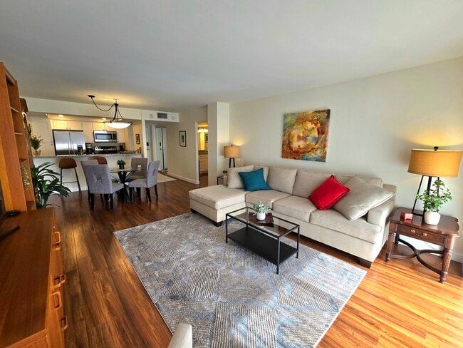 Building Photo - 3635 7th Ave Unit 5B