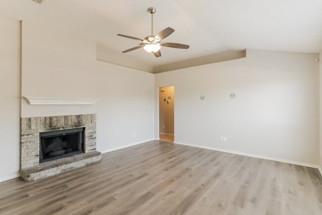 Photo - 9234 Crimnson Ct