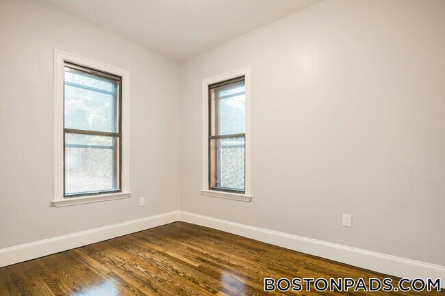 Photo - 344 Saratoga St Unit 1