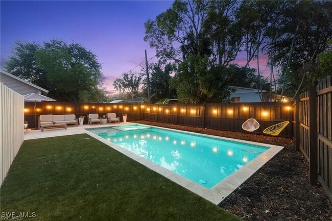 Building Photo - 905 13th St N