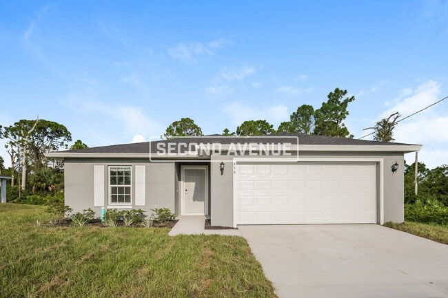 Building Photo - 459 Lackey Ave S