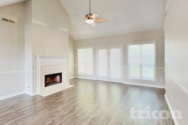 Photo - 108 Sagamore Ln