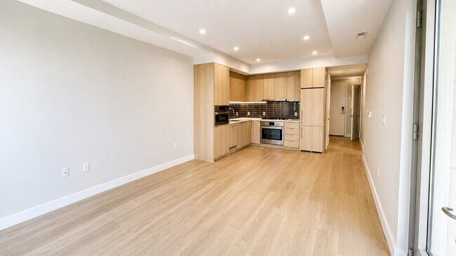 Photo - 1224 M St NW Unit 304
