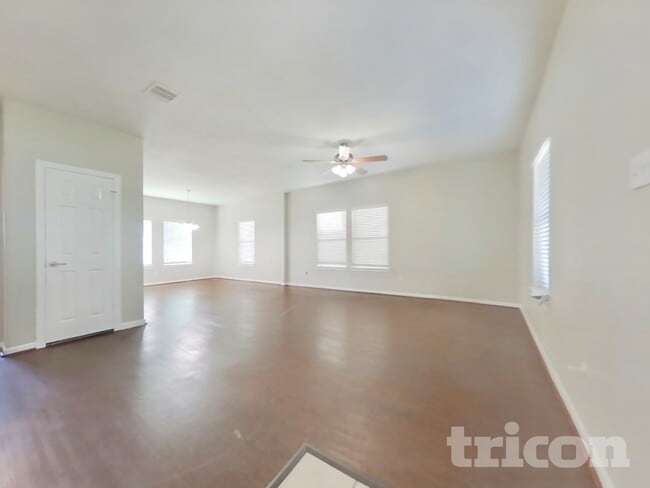 Photo - 11415 Carla St