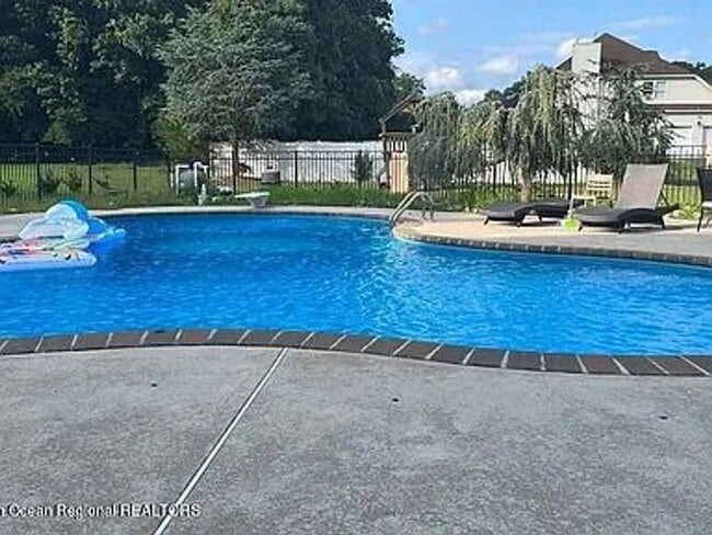 Photo - Stunning Home with Private Pool in Manchester