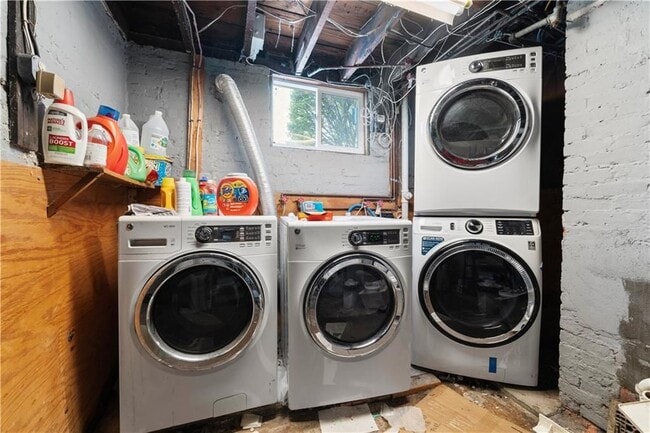 Photo - 157 Irving Ave