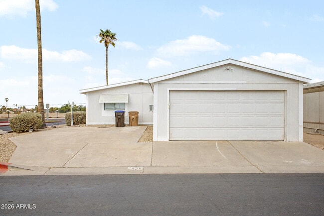 Photo - 8601 N 103rd Ave