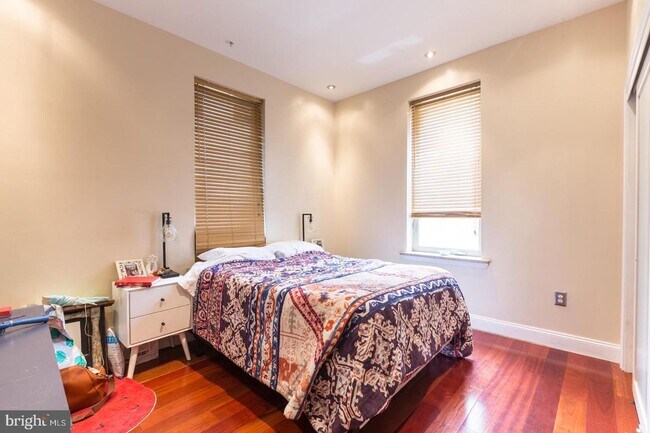 Photo - Newly Renovated South St Apartments Unit 2