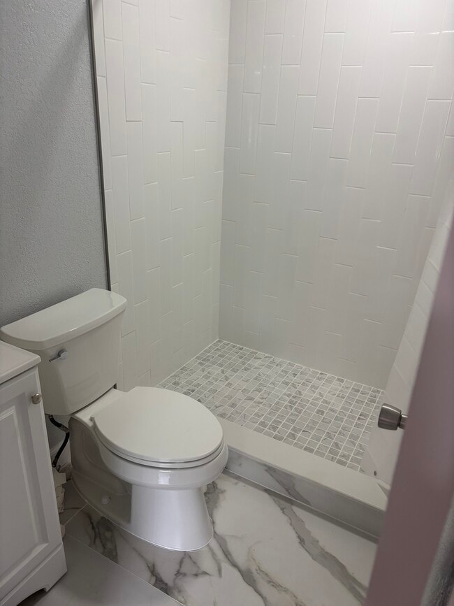 Photo - 2544 Iowa St Unit 2564