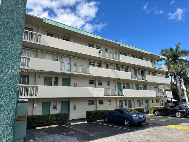 Photo - 1333 E Hallandale Beach Blvd Unit 104