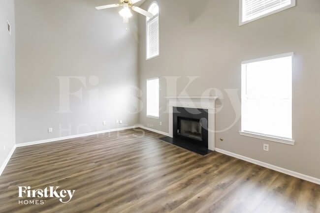 15 Dairyland Dr