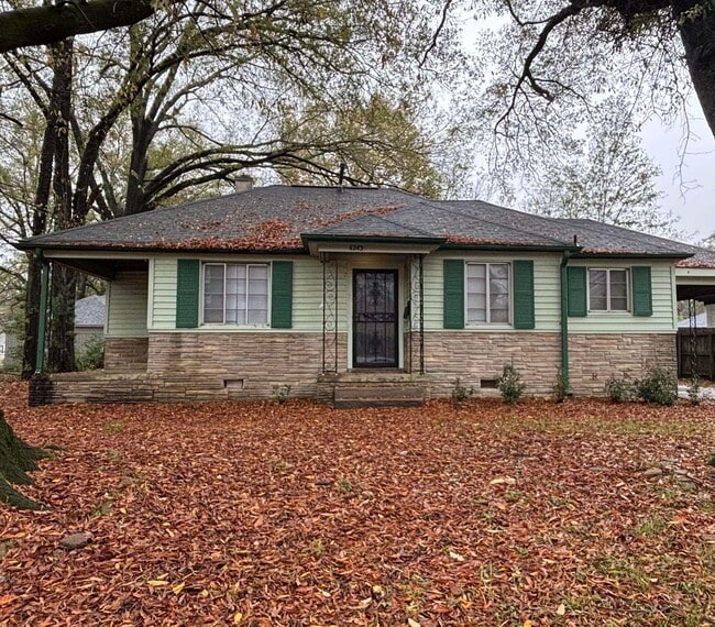Building Photo - 4243 Vann Ave