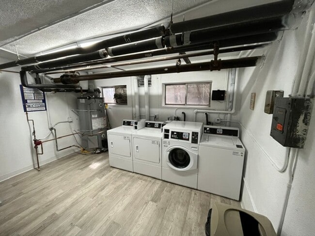 Photo - 311 South Doheny Drive