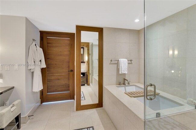 Photo - 6801 Collins Ave Unit 806